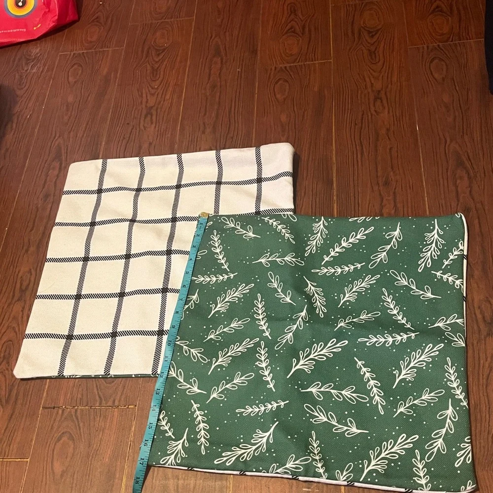 Green and White Holiday Cushion Covers